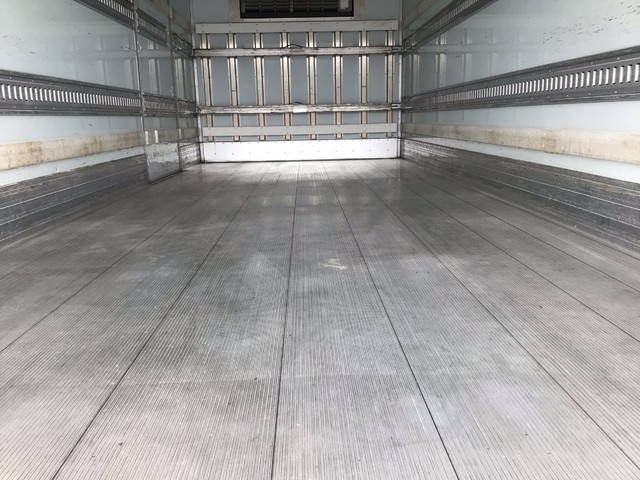 日野レンジャー冷凍車（冷蔵車）中型（4t）[写真13]