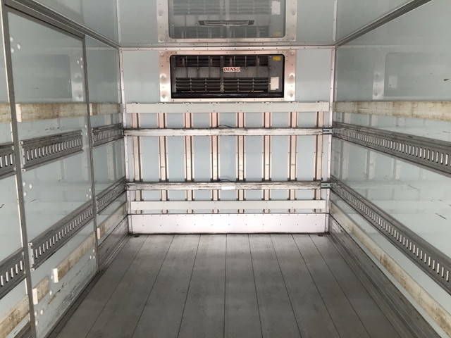 日野レンジャー冷凍車（冷蔵車）中型（4t）[写真14]