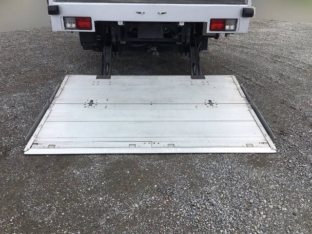 日野レンジャー冷凍車（冷蔵車）中型（4t）[写真20]