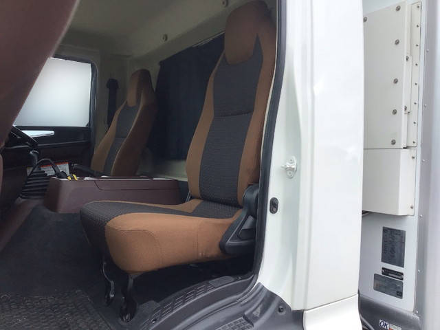 日野レンジャー冷凍車（冷蔵車）中型（4t）[写真30]