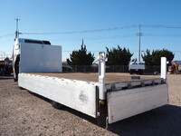 三菱ふそうファイターアルミブロック中型（4t）[写真11]