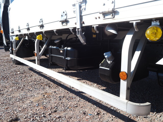 三菱ふそうファイターアルミブロック中型（4t）[写真15]