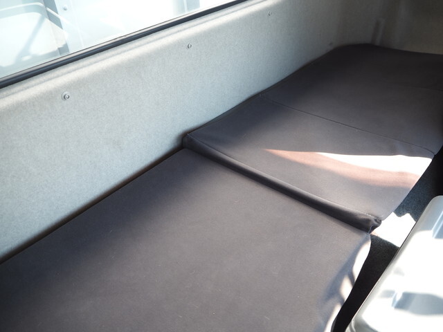 三菱ふそうファイターアルミブロック中型（4t）[写真35]