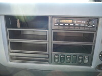 三菱ふそうファイターアルミブロック中型（4t）[写真40]