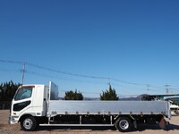 三菱ふそうファイターアルミブロック中型（4t）[写真06]