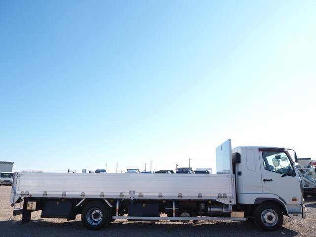 三菱ふそうファイターアルミブロック中型（4t）[写真06]