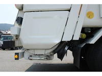 日野デュトロパッカー車（塵芥車）小型（2t・3t）[写真32]