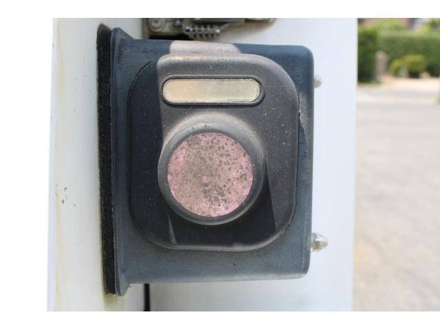 日野デュトロパッカー車（塵芥車）小型（2t・3t）[写真32]