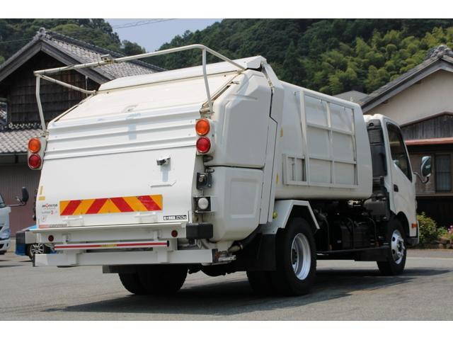日野デュトロパッカー車（塵芥車）小型（2t・3t）[写真04]