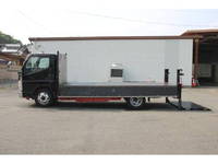 三菱ふそうキャンター平ボディ小型（2t・3t）[写真17]