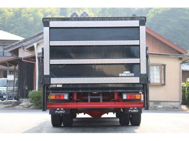 三菱ふそうキャンター平ボディ小型（2t・3t）[写真05]
