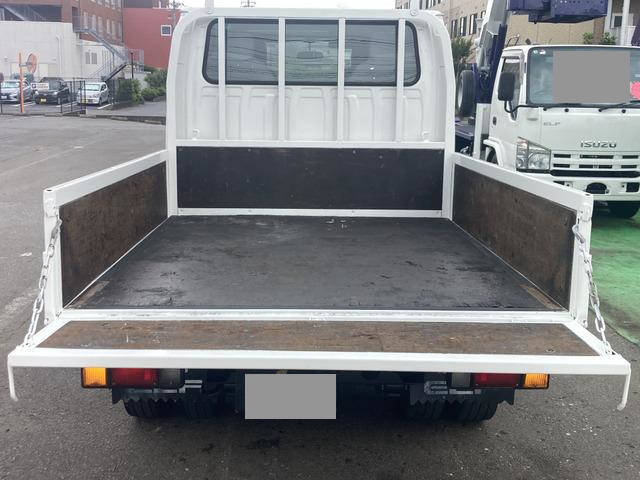 いすゞエルフダブルキャブ（Wキャブ）小型（2t・3t）[写真03]