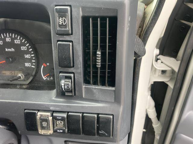 いすゞエルフダブルキャブ（Wキャブ）小型（2t・3t）[写真33]