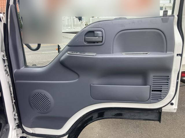 いすゞエルフダブルキャブ（Wキャブ）小型（2t・3t）[写真35]