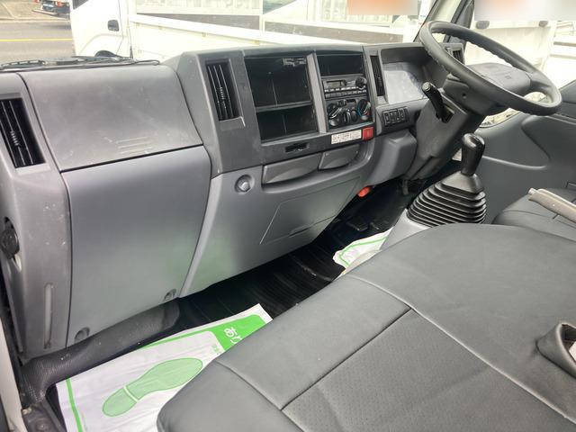 いすゞエルフダブルキャブ（Wキャブ）小型（2t・3t）[写真40]