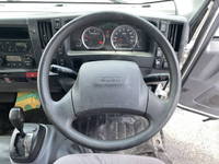 いすゞエルフ冷凍車（冷蔵車）小型（2t・3t）[写真36]