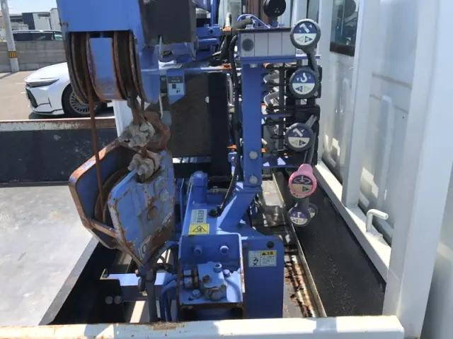 いすゞエルフクレーン付小型（2t・3t）[写真30]