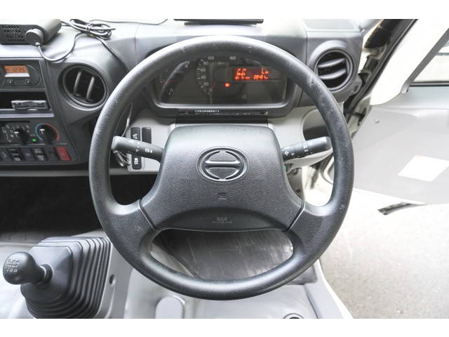 日野デュトロダブルキャブ（Wキャブ）小型（2t・3t）[写真24]