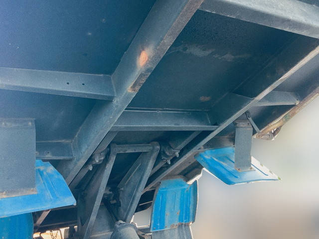 三菱ふそうキャンターダンプ小型（2t・3t）[写真10]