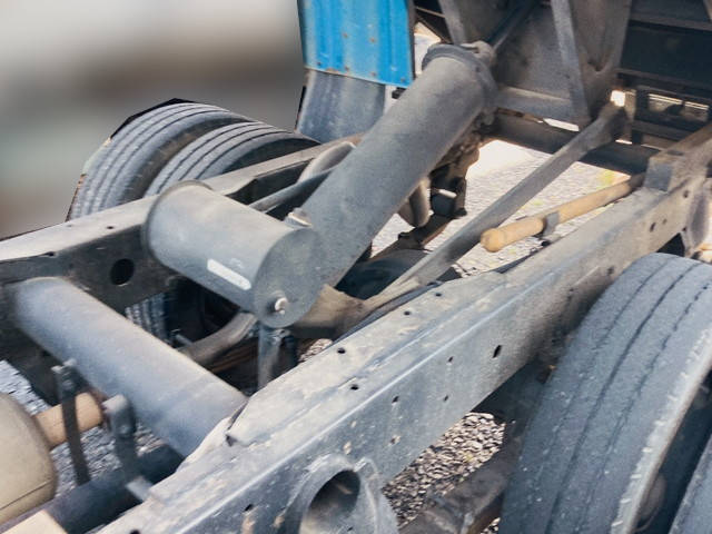 三菱ふそうキャンターダンプ小型（2t・3t）[写真15]