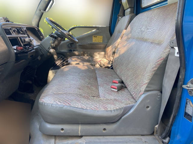 三菱ふそうキャンターダンプ小型（2t・3t）[写真26]