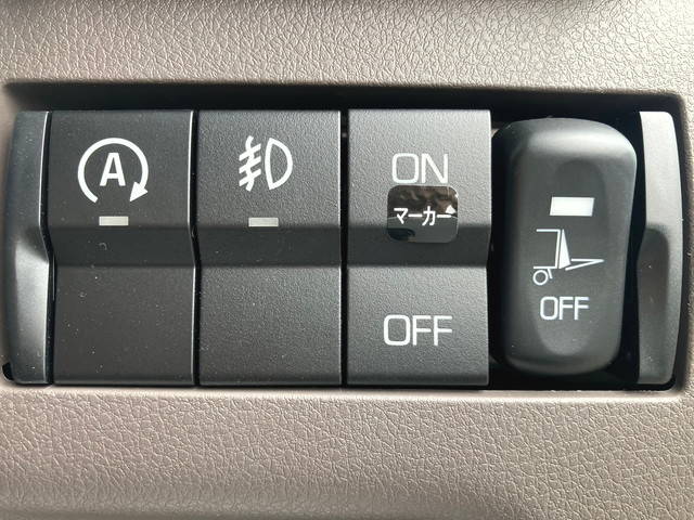 三菱ふそうキャンターアルミバン小型（2t・3t）[写真22]