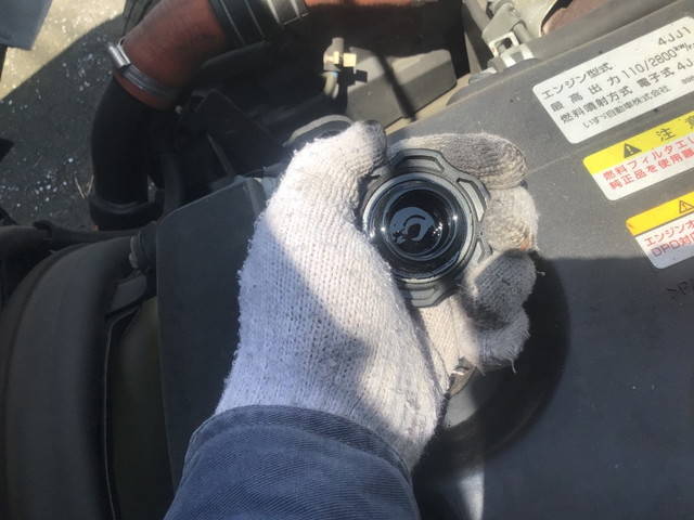 いすゞエルフパッカー車（塵芥車）小型（2t・3t）[写真21]