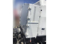 いすゞエルフパッカー車（塵芥車）小型（2t・3t）[写真07]