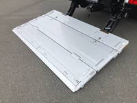 三菱ふそうキャンターアルミバン小型（2t・3t）[写真11]