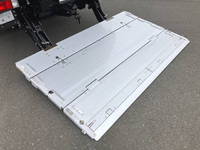 三菱ふそうキャンターアルミバン小型（2t・3t）[写真12]