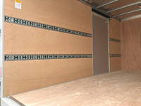 三菱ふそうキャンターアルミバン小型（2t・3t）[写真14]