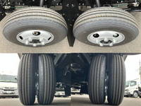 三菱ふそうキャンターアルミバン小型（2t・3t）[写真20]