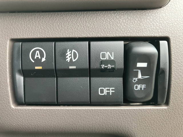 三菱ふそうキャンターアルミバン小型（2t・3t）[写真33]