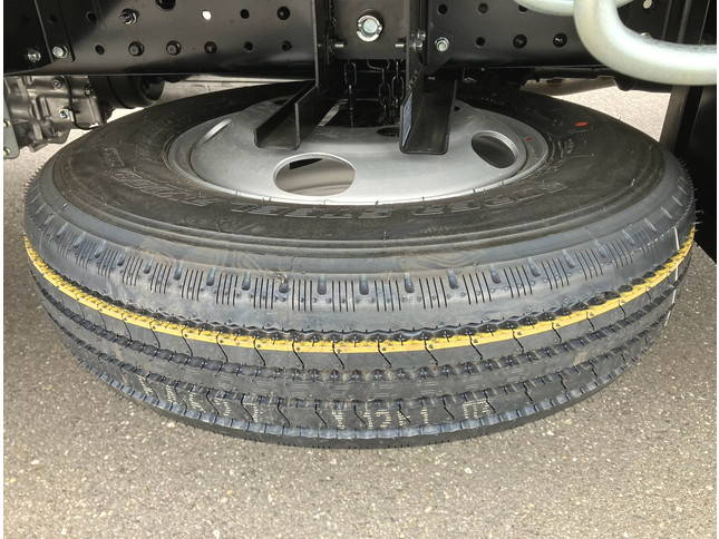 三菱ふそうキャンターアルミバン小型（2t・3t）[写真40]