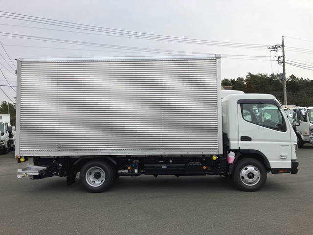 三菱ふそうキャンターアルミバン小型（2t・3t）[写真08]