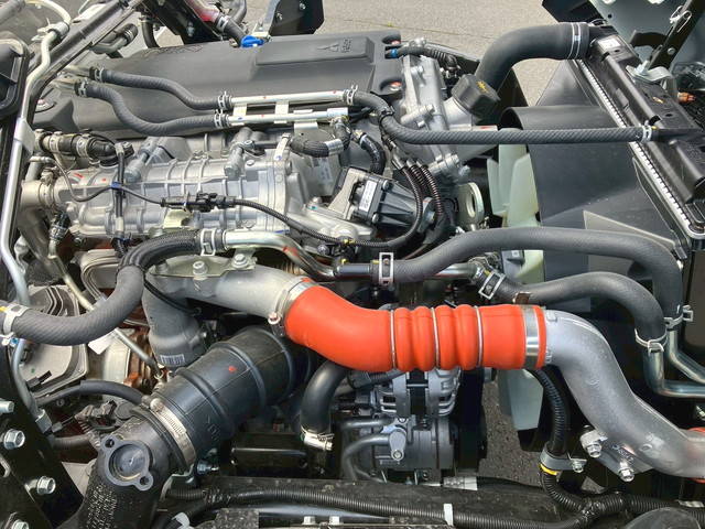 三菱ふそうキャンターアルミバン小型（2t・3t）[写真23]