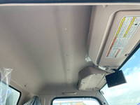 三菱ふそうキャンターアルミバン小型（2t・3t）[写真27]