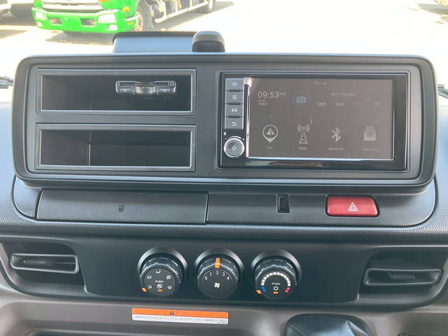 三菱ふそうキャンターアルミバン小型（2t・3t）[写真29]