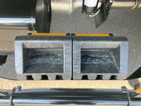 三菱ふそうキャンターアルミバン小型（2t・3t）[写真40]