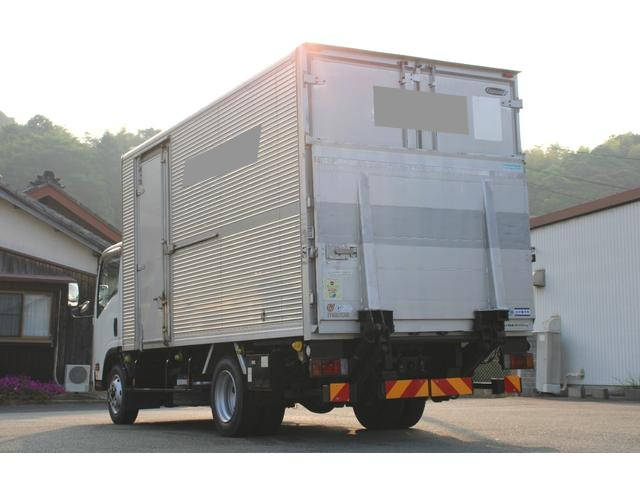 いすゞエルフアルミバン小型（2t・3t）[写真02]