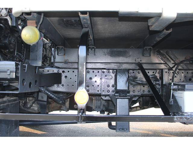 いすゞエルフアルミバン小型（2t・3t）[写真21]