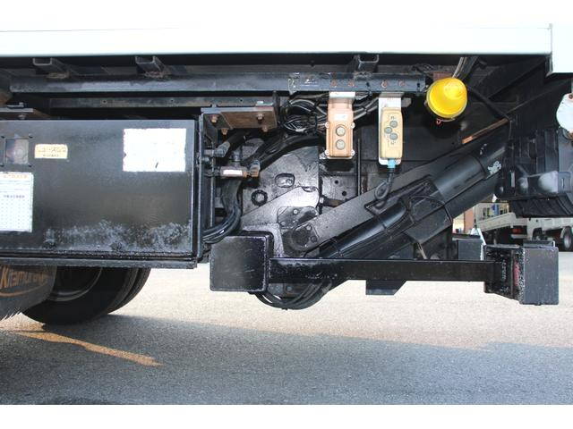 いすゞエルフアルミバン小型（2t・3t）[写真22]