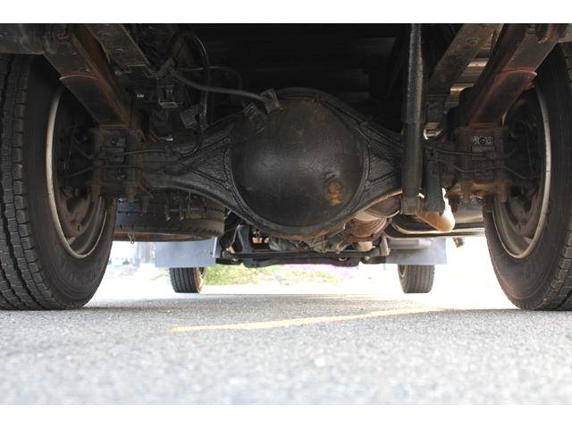 いすゞエルフアルミバン小型（2t・3t）[写真23]