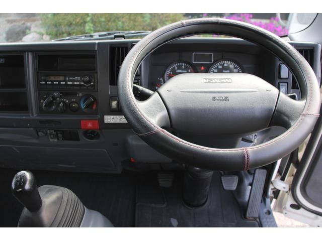 いすゞエルフアルミバン小型（2t・3t）[写真30]