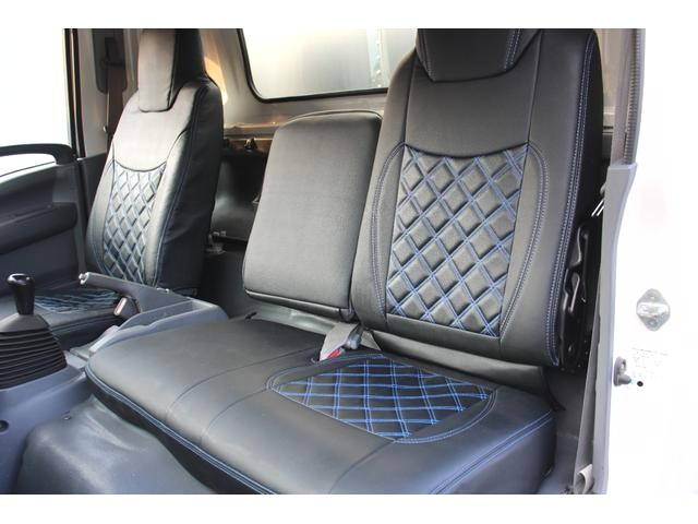 いすゞエルフアルミバン小型（2t・3t）[写真40]