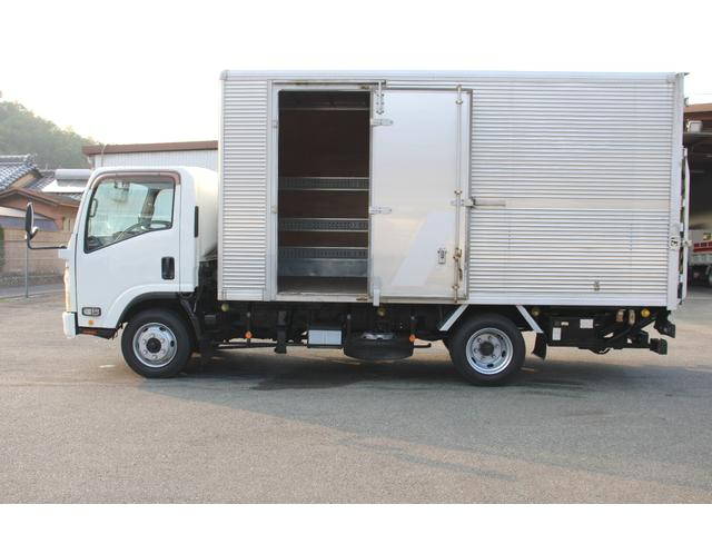 いすゞエルフアルミバン小型（2t・3t）[写真06]