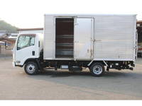 いすゞエルフアルミバン小型（2t・3t）[写真06]