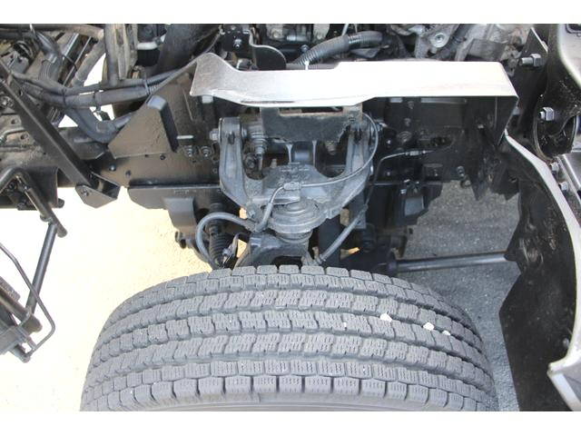 いすゞエルフアルミバン小型（2t・3t）[写真09]