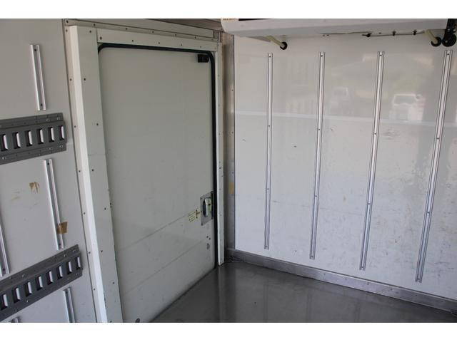 トヨタダイナ冷凍車（冷蔵車）小型（2t・3t）[写真15]