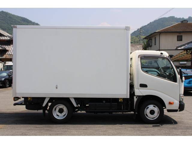 トヨタダイナ冷凍車（冷蔵車）小型（2t・3t）[写真07]